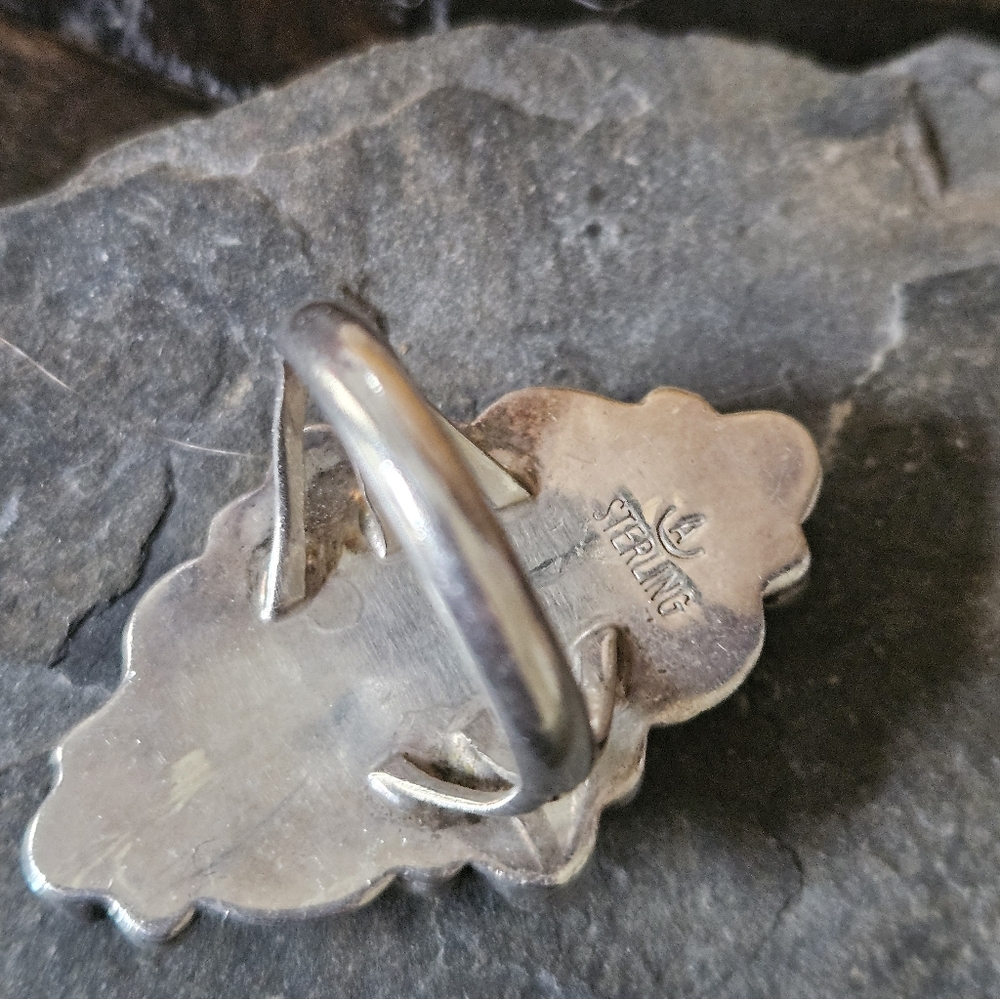 Vintage Navajo Turquoise Ring - Picture 4 of 5